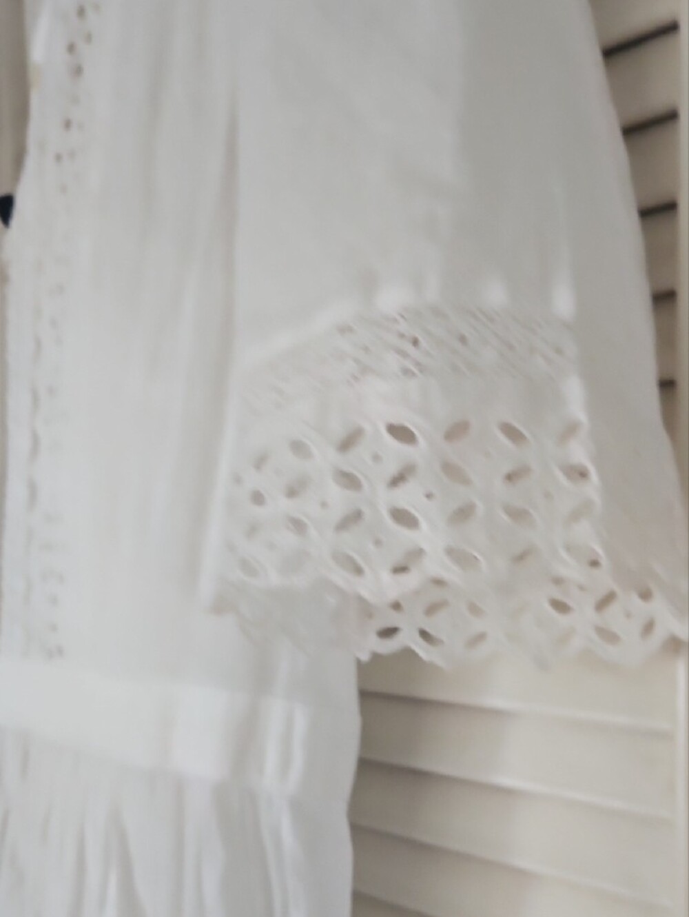 GAP White Eyelet Button-Front Maxi Dress - Picture 4 of 6